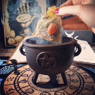 Wizard's Magic Pentagram Crucible Wax Table Witch Burning Pot Cast